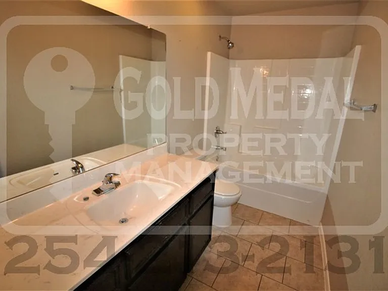 1106 Grace Point Dr — Photo 16