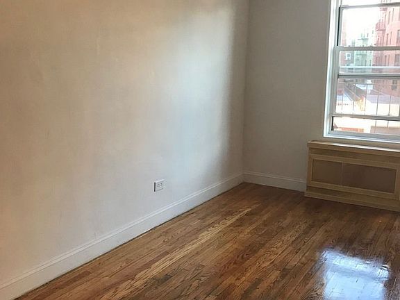 3rd image of 51-33 Goldsmith St #3C