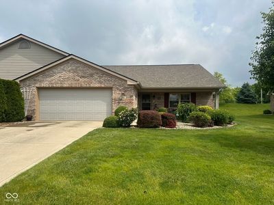 2916 N Wind Chime Cir, Greenwood, IN, 46143