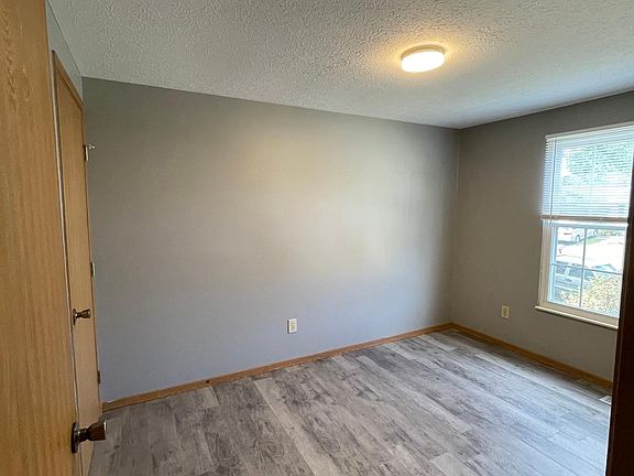 5th image of 4705 Deephollow Dr