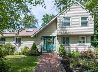 58 Vinson St, Weymouth, MA 02190