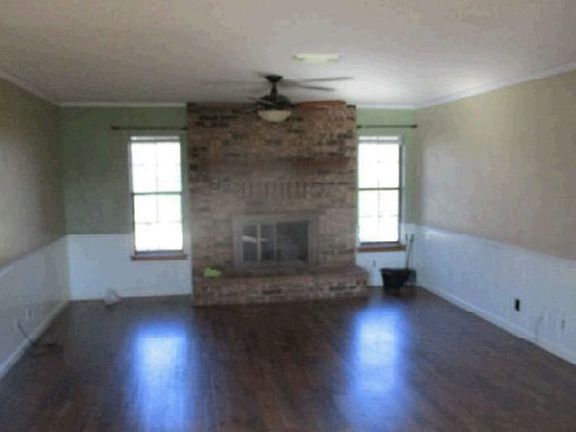 Additional Living Room