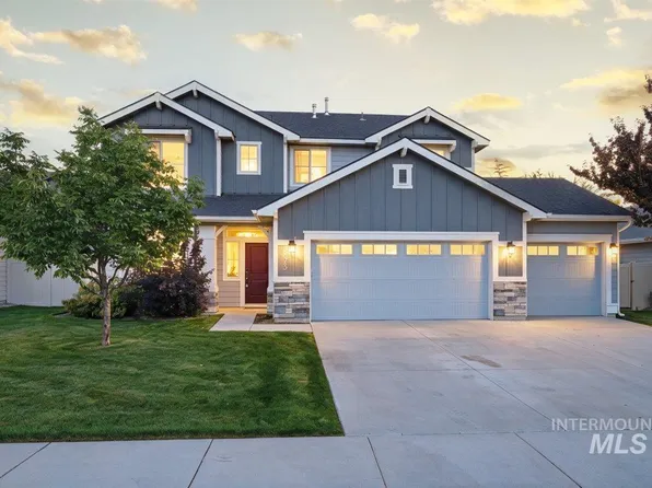 8873 S Royal Gala Ave, Kuna, ID 83634