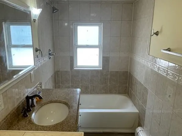 14 Meadow Street image 21 of 49