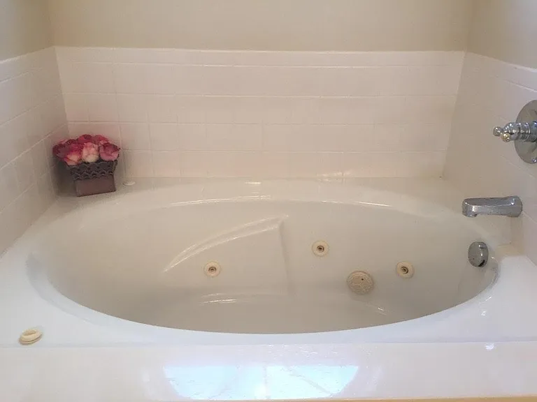 605 Mannington Pl — Photo 17