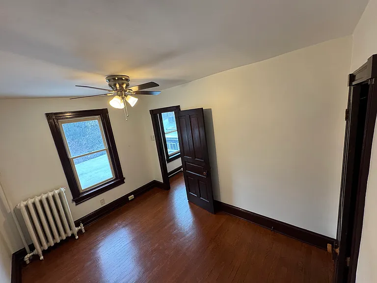 117 Jackson St — Photo 24