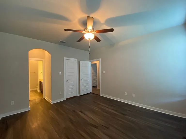 371 Creekside Curv — Photo 12