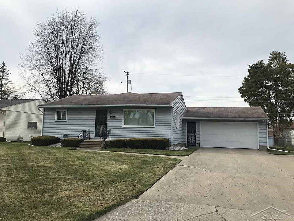 1st image of 4665 N Gregory St