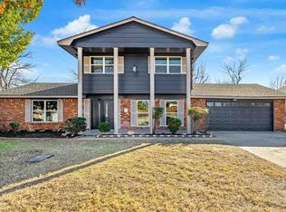 4608 NW Meadowbrook Dr, Lawton, OK 73505