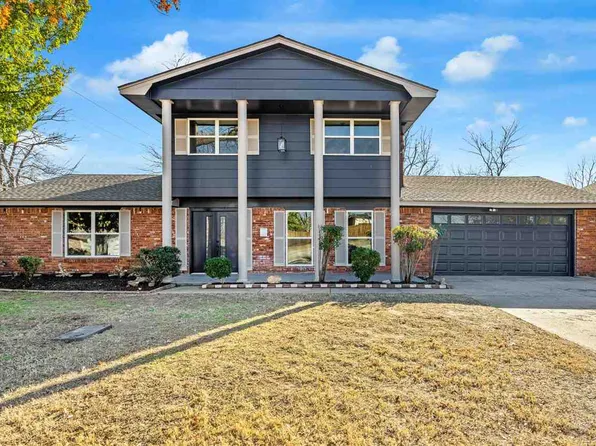 4608 NW Meadowbrook Dr, Lawton, OK 73505