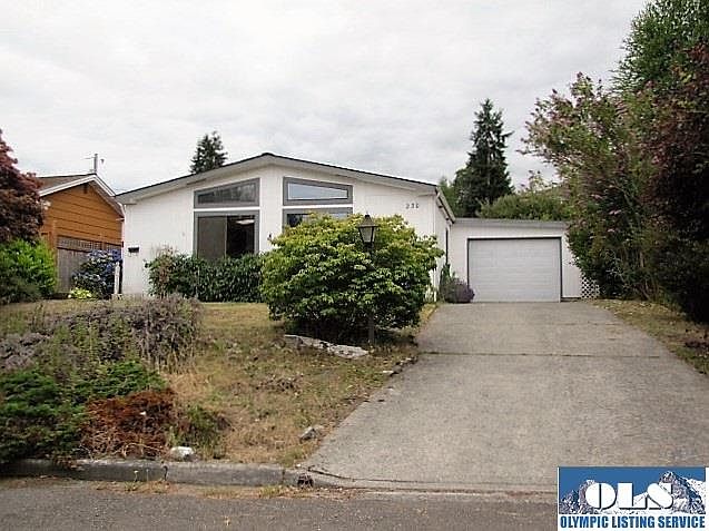 1st image of 230 W Dolan Ave