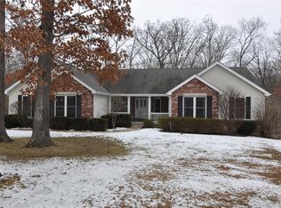 471 Winding Woods Dr, Troy, MO 63379