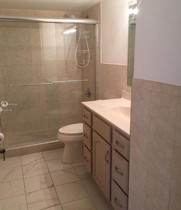 1st image of 1621 Collins Ave APT 502