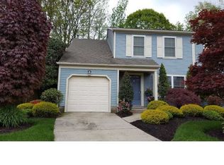 10 Woodhaven Ct, Clementon, NJ 08021