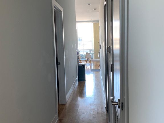 5th image of 1808 N California Ave #3