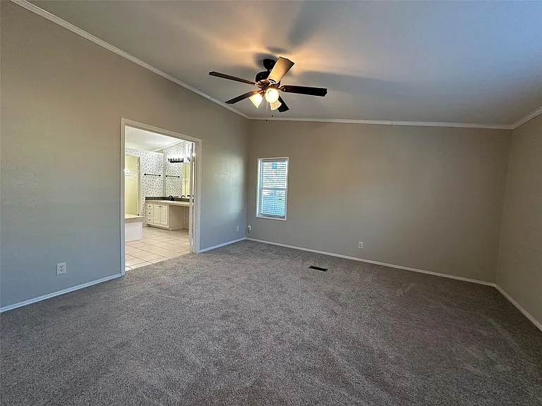 104 Ramirez St — Photo 5