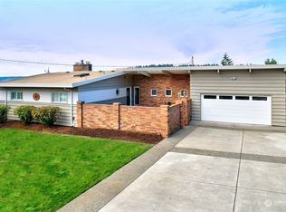 334 SW 177th St, Seattle, WA 98166