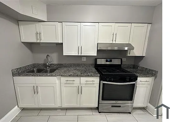 7760 S Coles Ave — Photo 5