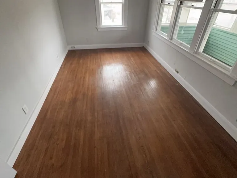 960 W Delaware Ave, Toledo OH 43610 — Photo 3