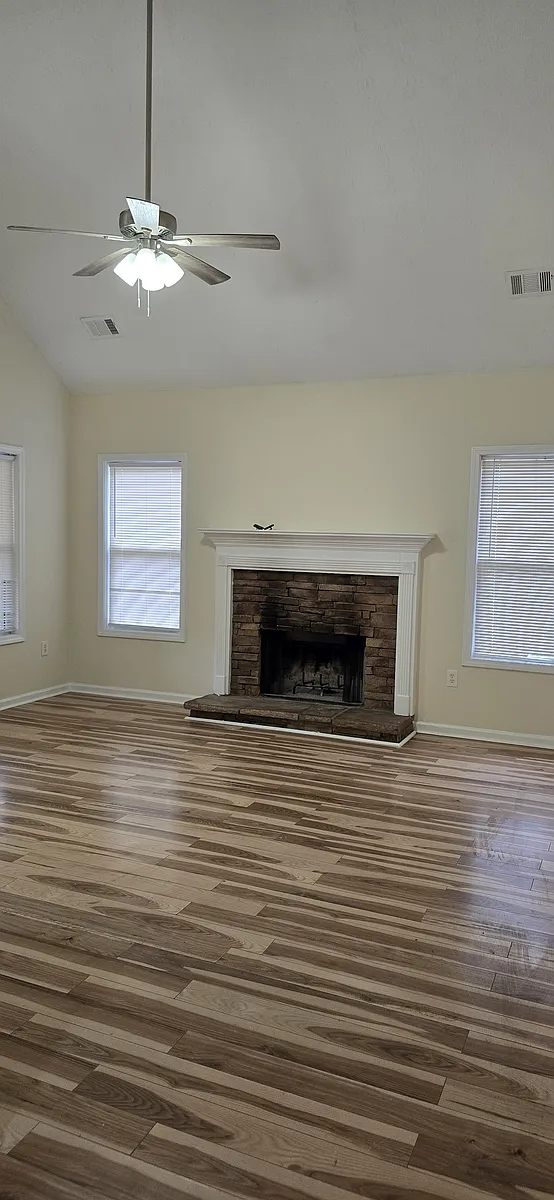 Building Photo - 85 Cashew Ct