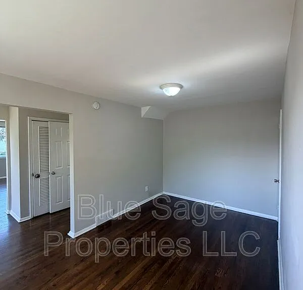 205 Juniper Rd — Photo 9