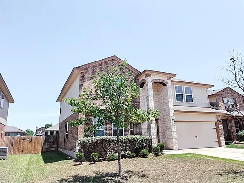4904 Bridgewood Dr Photo 1