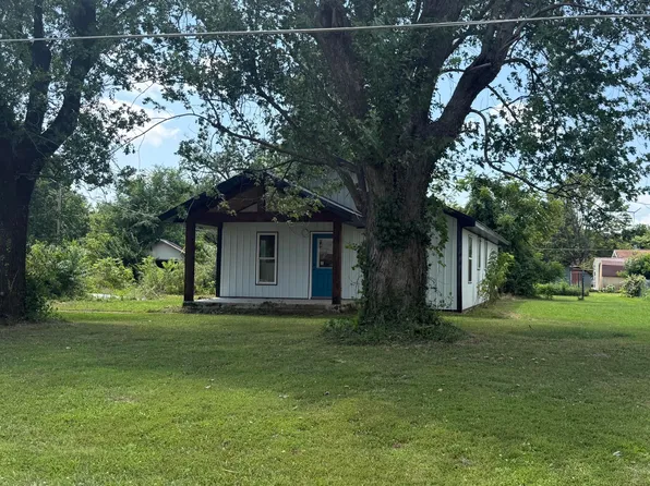 1285 N Busch Avenue, Mountain Grove, MO 65711