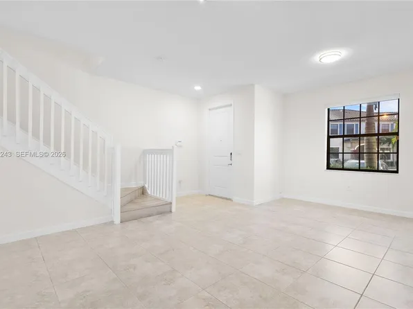 15075 SW 113th Ter, Miami, FL 33196