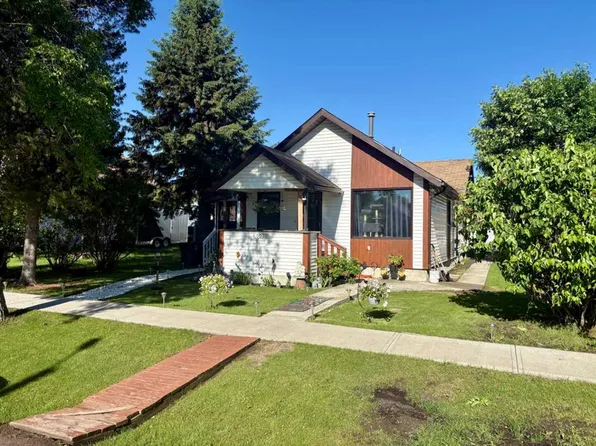 5032 E 48th St, Mannville, AB T0B 2W0
