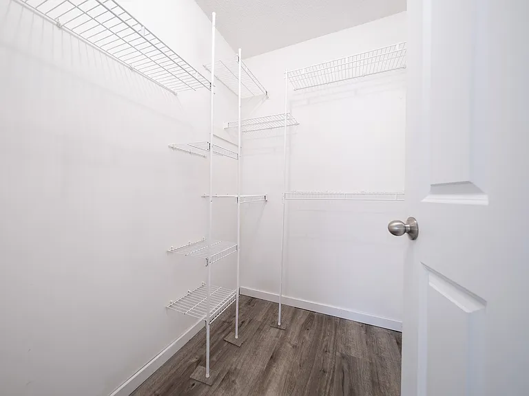 4108 S Meadowlark Rd — Photo 13
