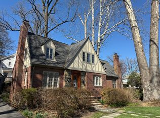 1414 N Buchanan St, Arlington, VA 22205