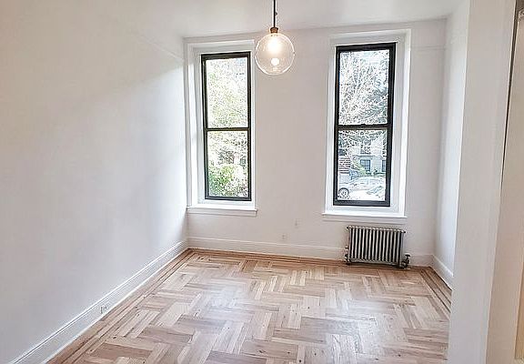 3rd image of 99 1st Pl APT 4