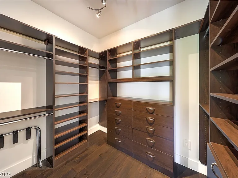 1501 Foothills Village Dr — Photo 53