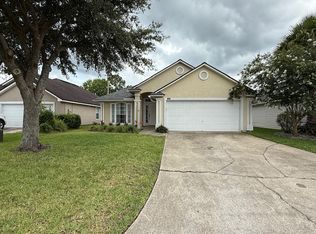 1687 Rustling Dr, Fleming Island, FL 32003