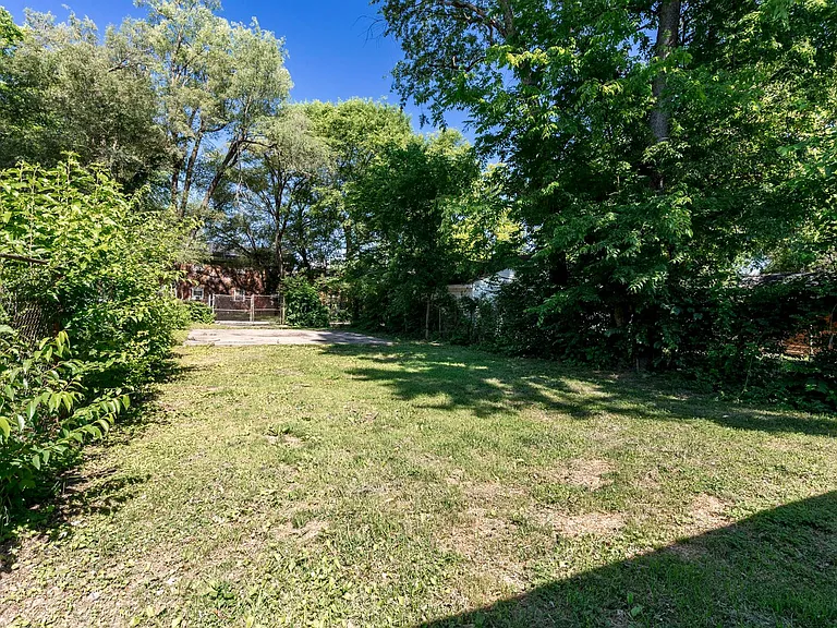 3624 Parthenia Ave — Photo 21