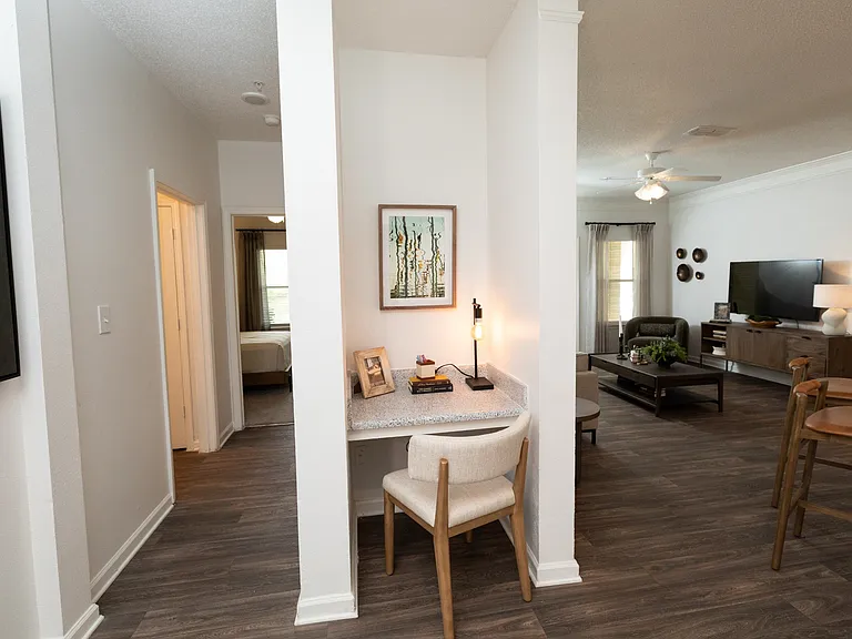 Lakeside Villas — Photo 8