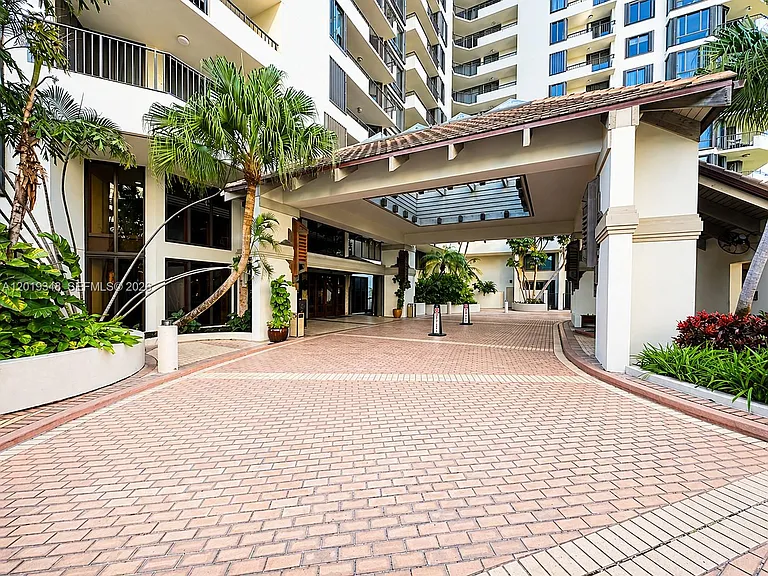 520 Brickell Key Dr #A1113 — Photo 19