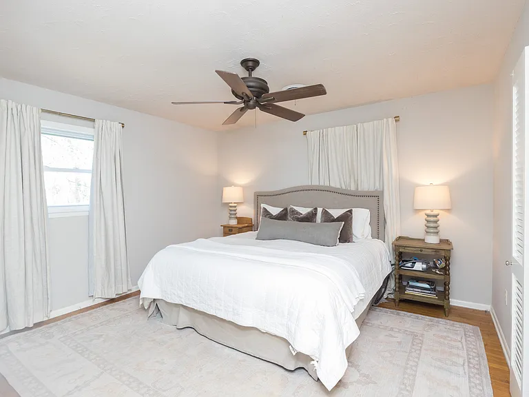 107 Clubview Rd — Photo 20