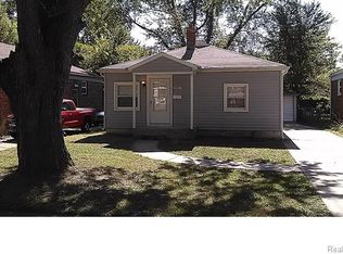 28981 Oakwood St, Inkster, MI 48141