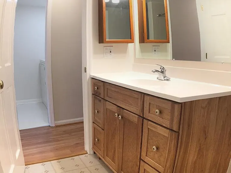 1868 Fox Run Dr #B — Photo 12