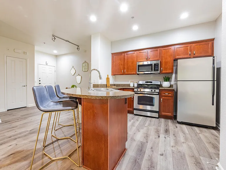 Kitchen - Southerland 2b/2b Floorplan