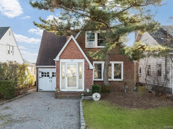 68 Stuart Avenue, Amityville, NY 11701