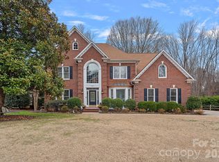 12415 Darby Chase Dr, Charlotte, NC 28277
