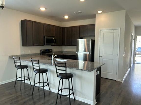 4th image of 1217 Warrens Way