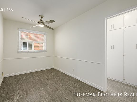 3rd image of 2003 N Beachwood Dr #5
