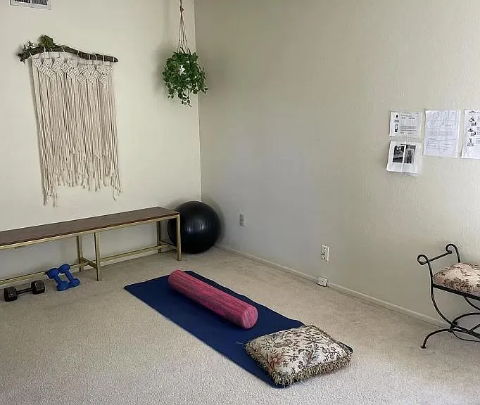 Jack-and-jill bedroom #1 - staged