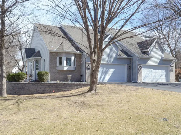 9565 Juniper St NW, Coon Rapids, MN 55433