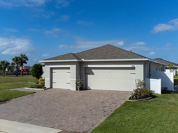 2nd image of 308 Blue Lake Cir