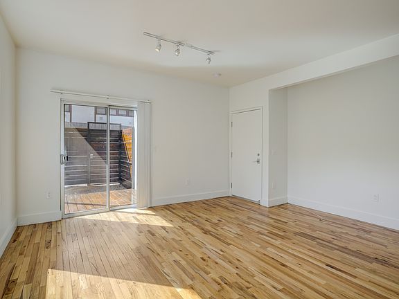 4th image of 1306 W Temple St #2