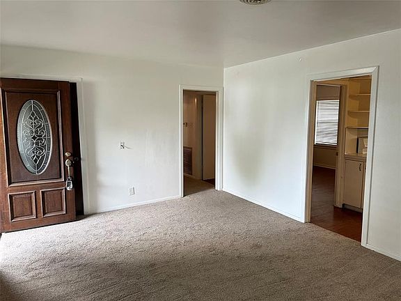 5th image of 4917 Nina Lee Ln